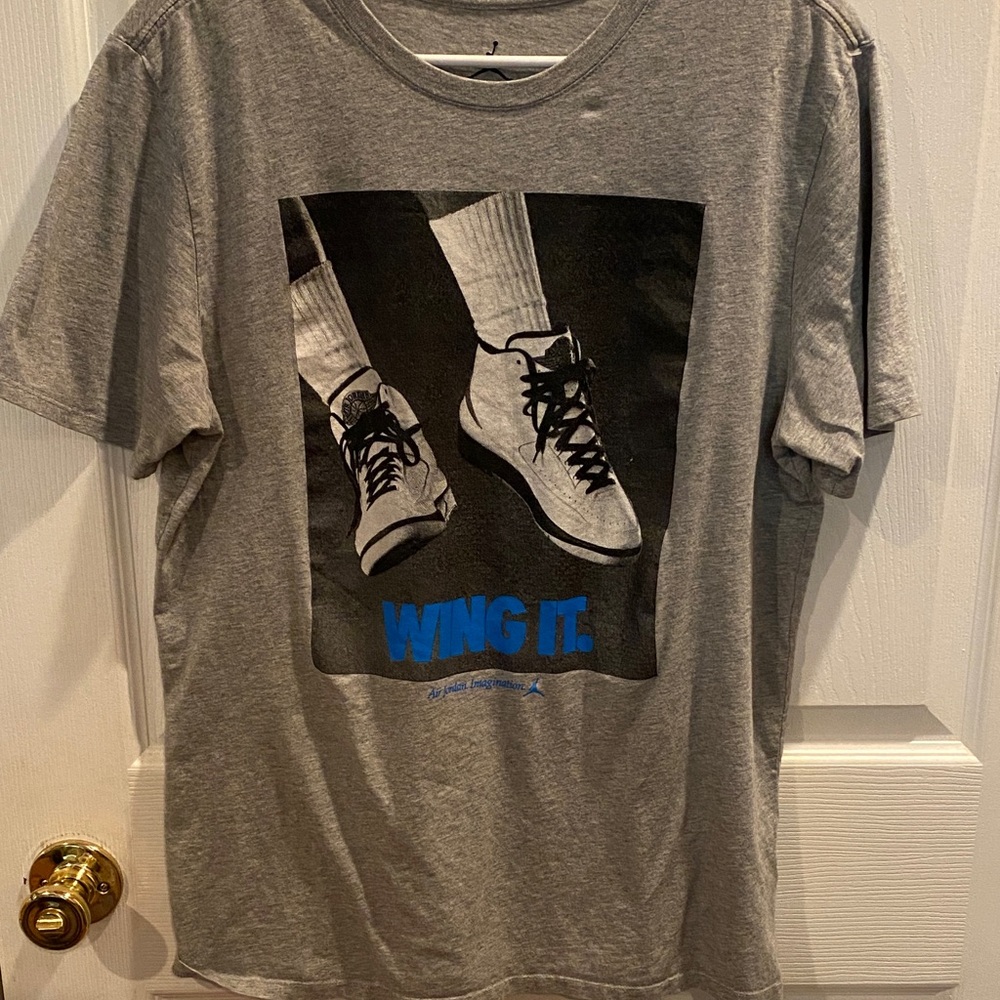 Jordan Gray and Blue 'Wing It' Short Sleeve Tee
733 size L